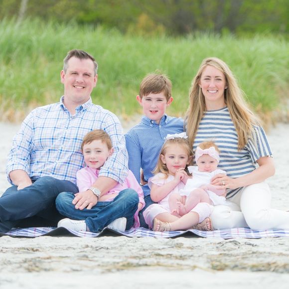 Meet your Posher, Danielle - Picture 1 of 1